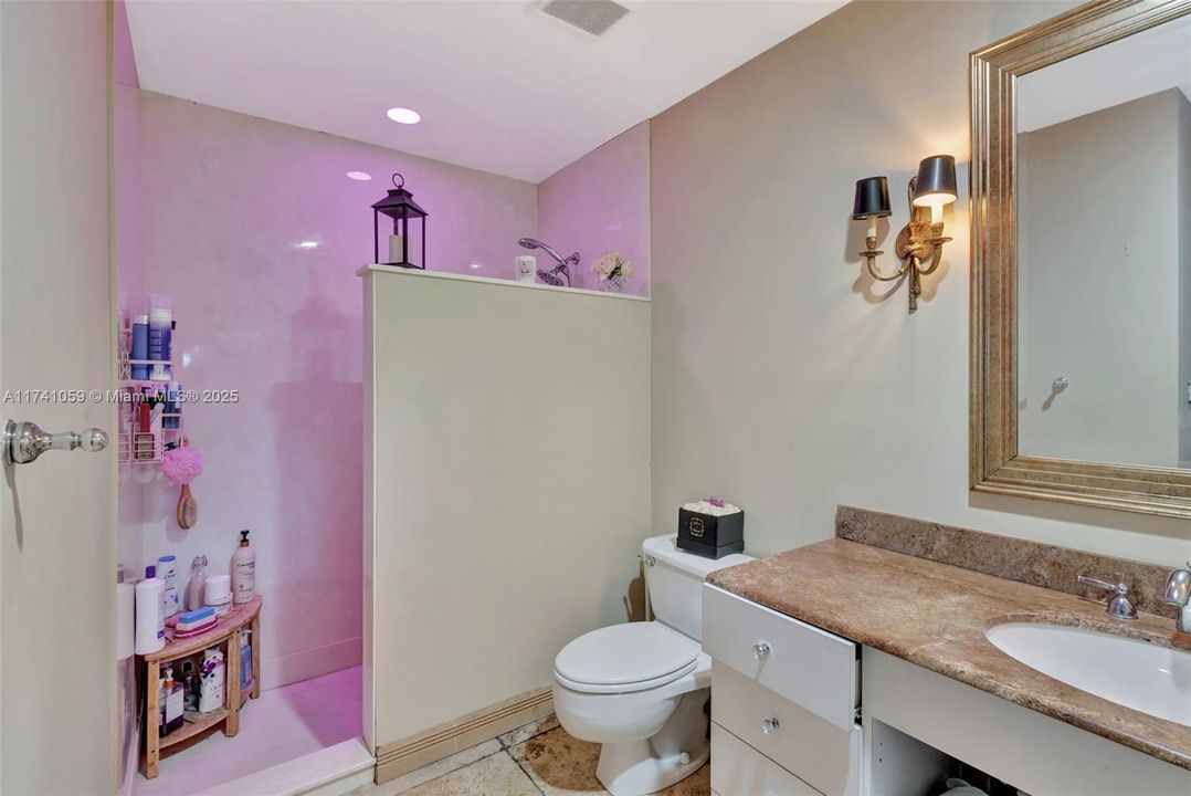 待售: $899,000 (3 贝兹, 3 浴室, 3397 平方英尺)