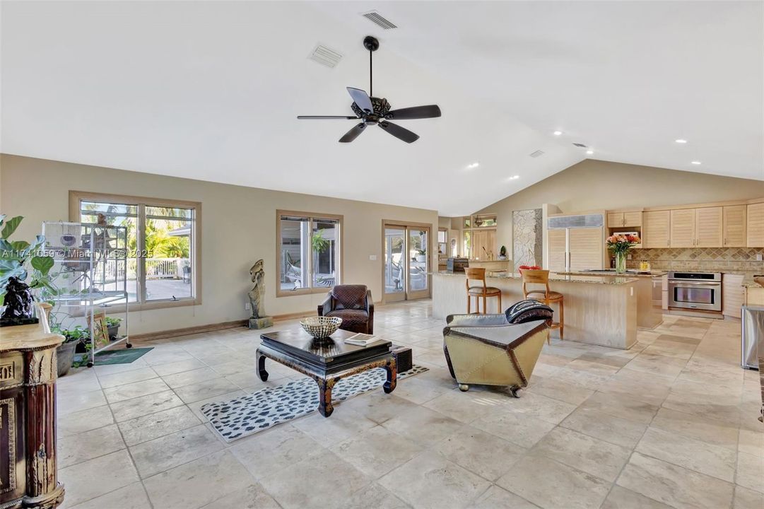 待售: $899,000 (3 贝兹, 3 浴室, 3397 平方英尺)