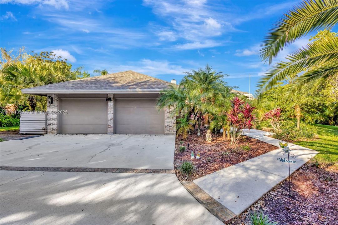 待售: $899,000 (3 贝兹, 3 浴室, 3397 平方英尺)