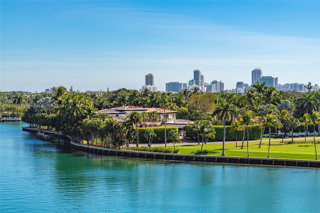 Vendido Recientemente: $499,000 (1 camas, 2 baños, 1591 Pies cuadrados)