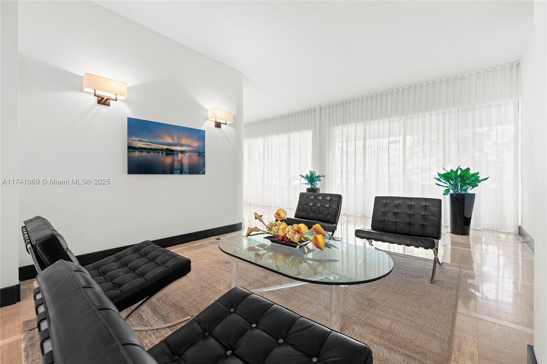 Vendido Recientemente: $499,000 (1 camas, 2 baños, 1591 Pies cuadrados)