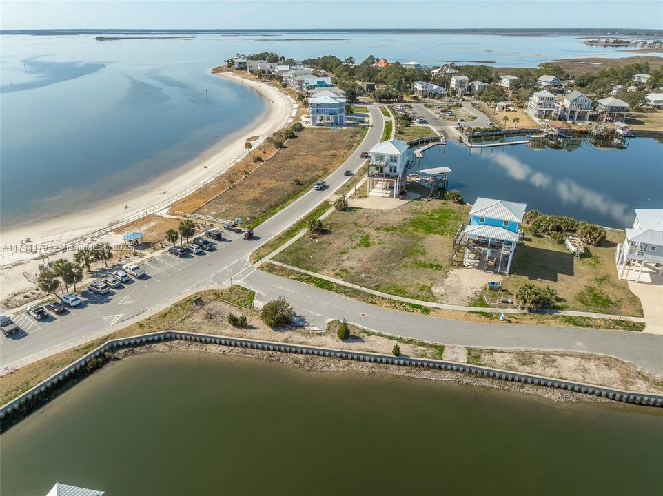 Recently Sold: $219,999 (0.17 acres)