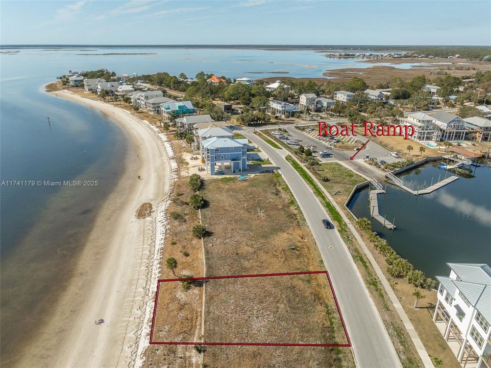 Recently Sold: $219,999 (0.17 acres)