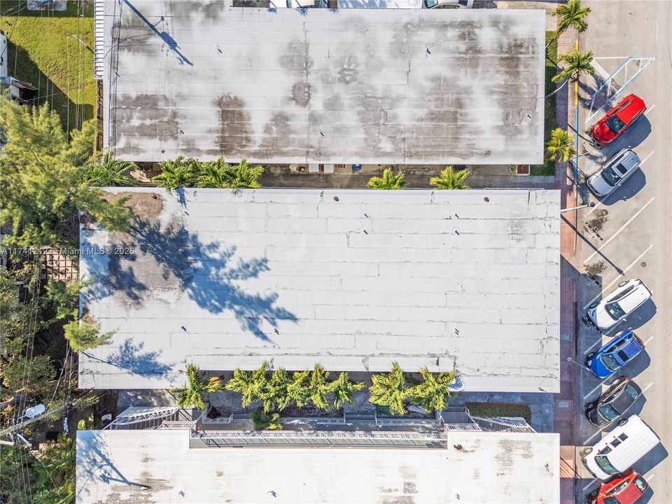 合同活跃: $2,250,000 (0 贝兹, 0 浴室, 0 平方英尺)