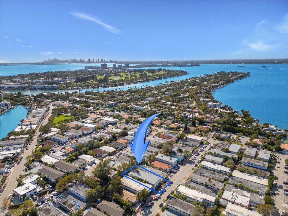 合同活跃: $2,250,000 (0 贝兹, 0 浴室, 0 平方英尺)