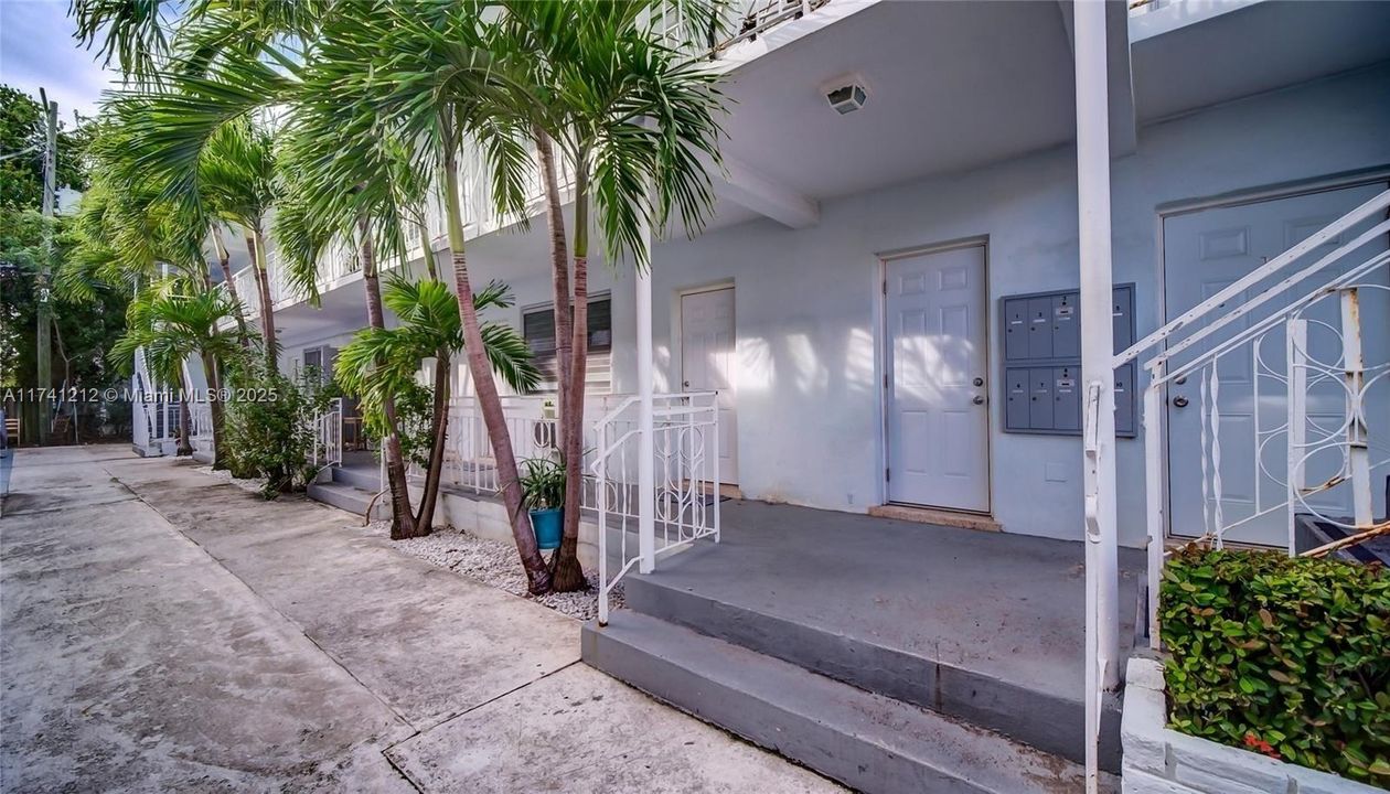 合同活跃: $2,250,000 (0 贝兹, 0 浴室, 0 平方英尺)