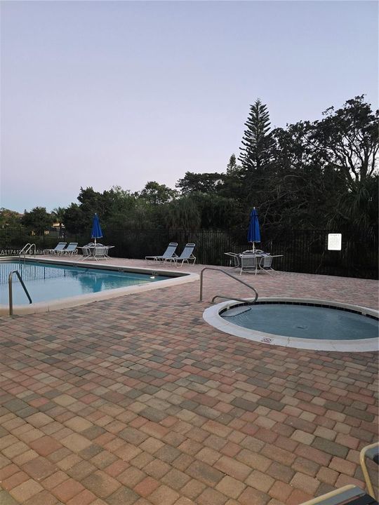 For Sale: $314,999 (3 beds, 2 baths, 1500 Square Feet)