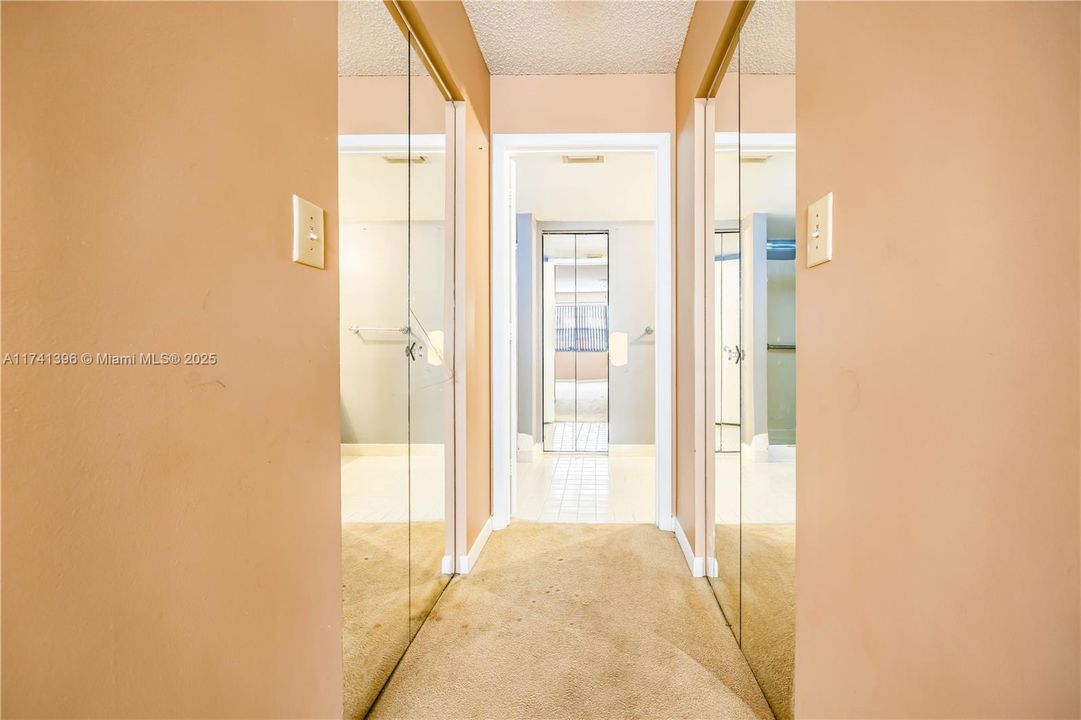 Active With Contract: $135,000 (2 beds, 2 baths, 1270 Square Feet)