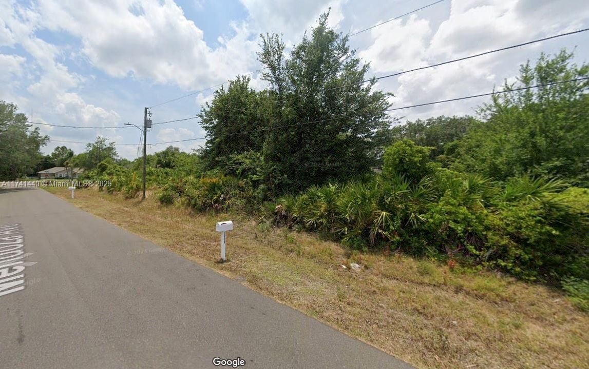 Vendido Recientemente: $32,000 (0.23 acres)