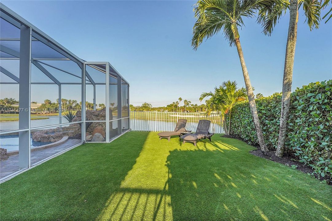 Недавно продано: $1,099,000 (6 спален, 4 ванн, 3974 Квадратных фут)