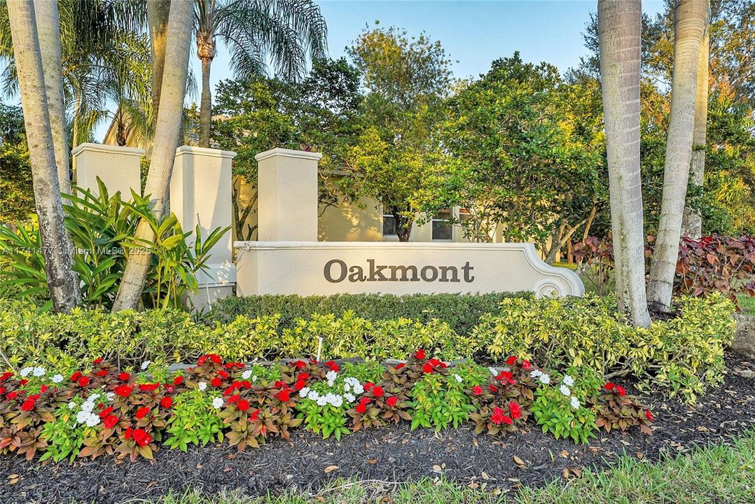 Недавно продано: $1,099,000 (6 спален, 4 ванн, 3974 Квадратных фут)