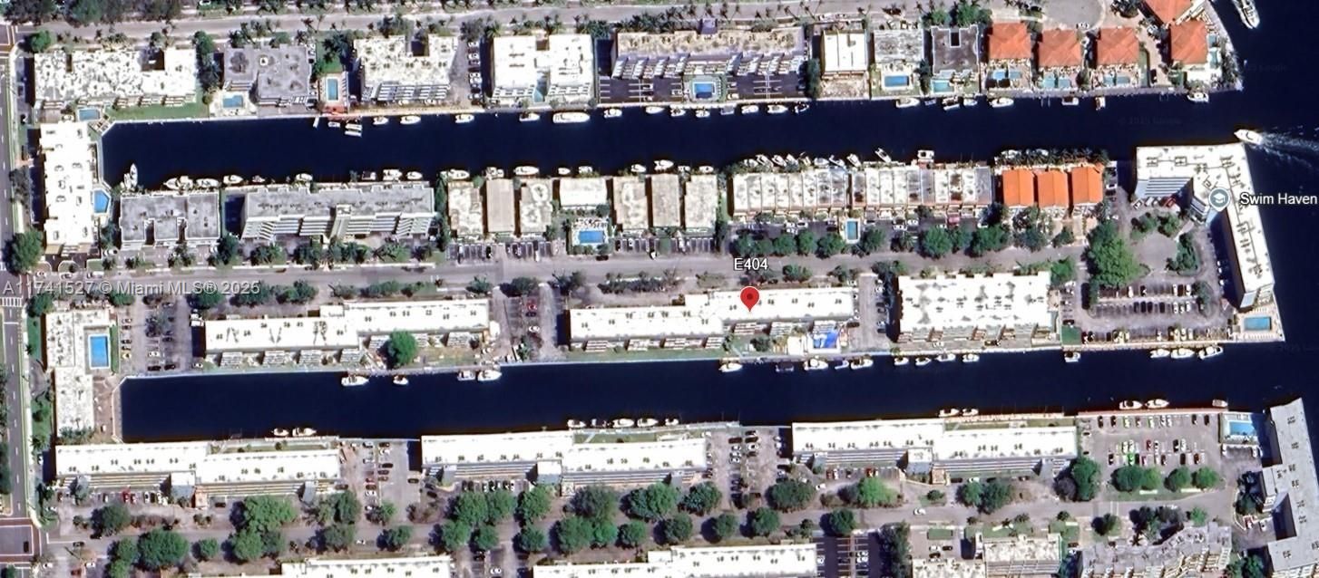 For Sale: $205,000 (2 beds, 2 baths, 1110 Square Feet)