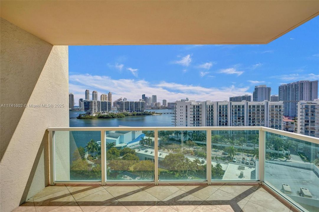 Recently Sold: $769,000 (3 beds, 2 baths, 1866 Square Feet)