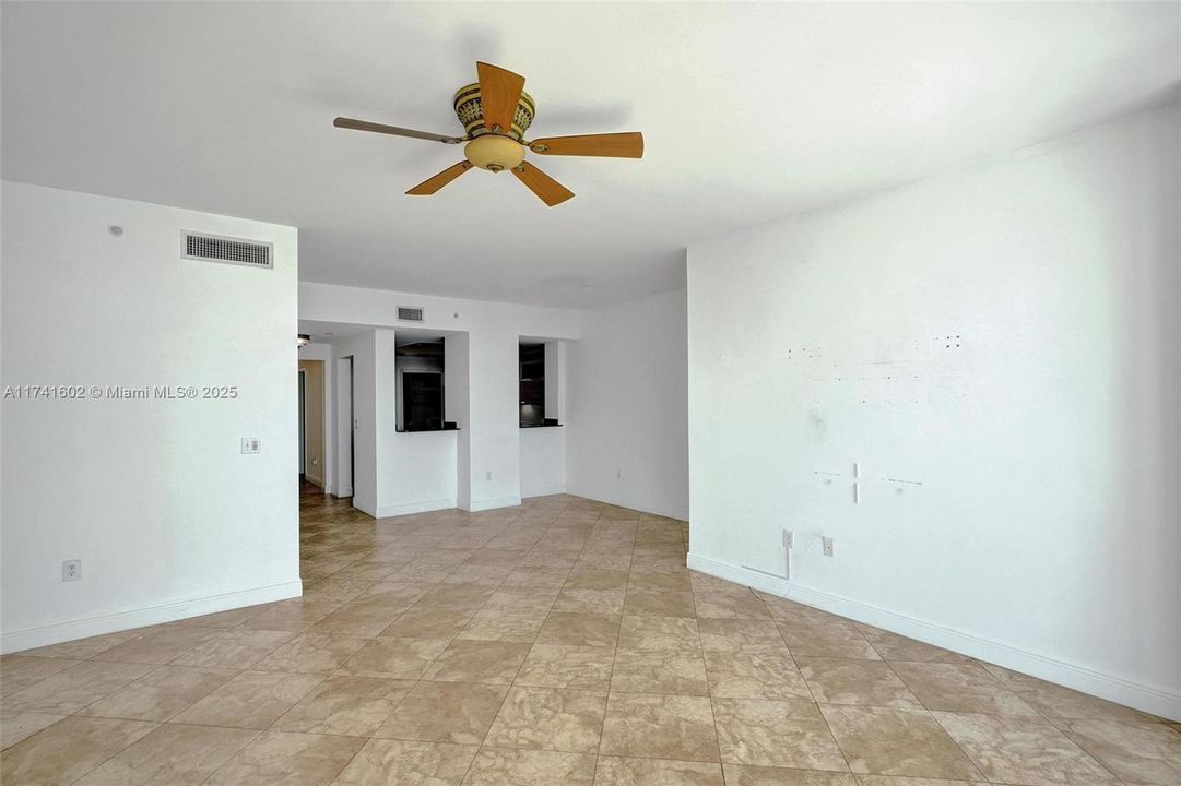 Recently Sold: $769,000 (3 beds, 2 baths, 1866 Square Feet)