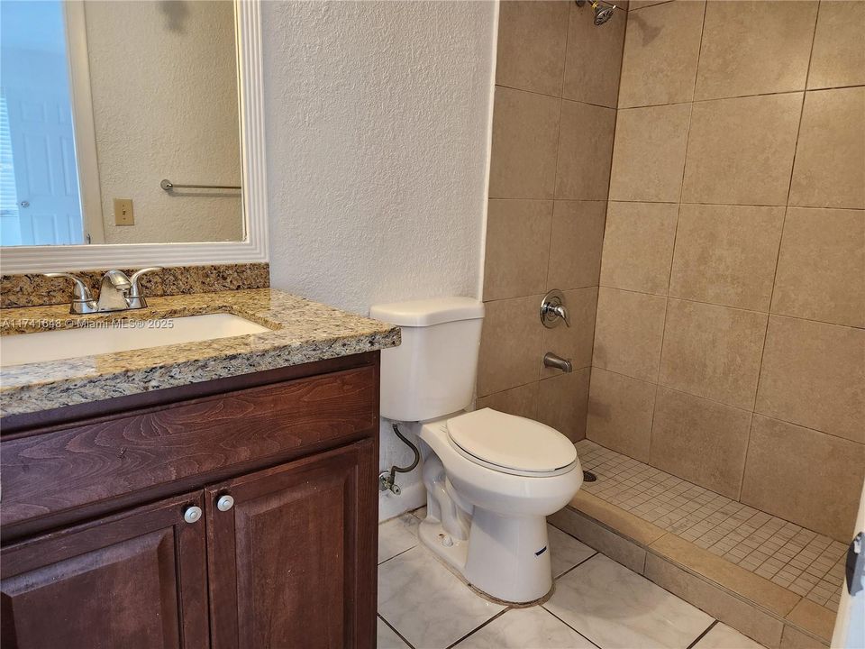 Недавно арендовано: $2,495 (3 спален, 2 ванн, 1624 Квадратных фут)