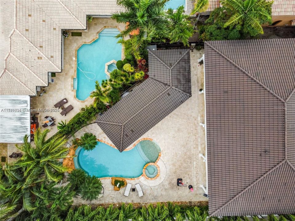 For Sale: $2,600,000 (4 beds, 4 baths, 3783 Square Feet)