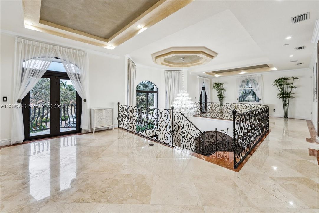 For Sale: $2,600,000 (4 beds, 4 baths, 3783 Square Feet)