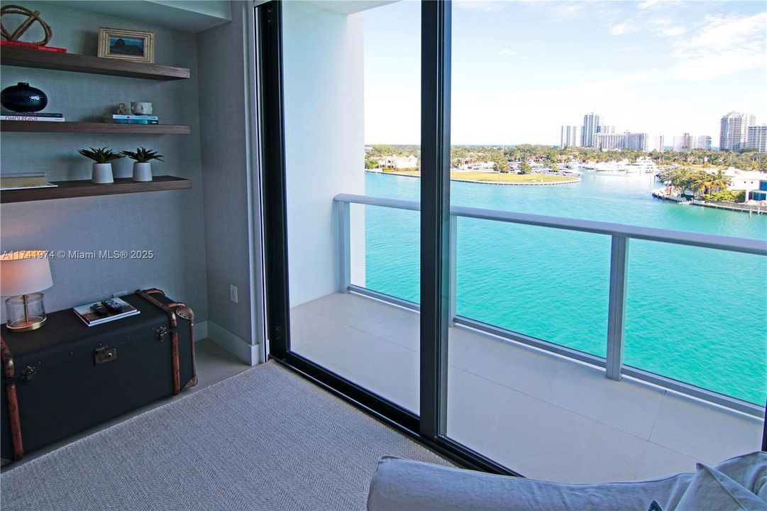 Recientemente alquilado: $13,900 (3 camas, 3 baños, 1647 Pies cuadrados)