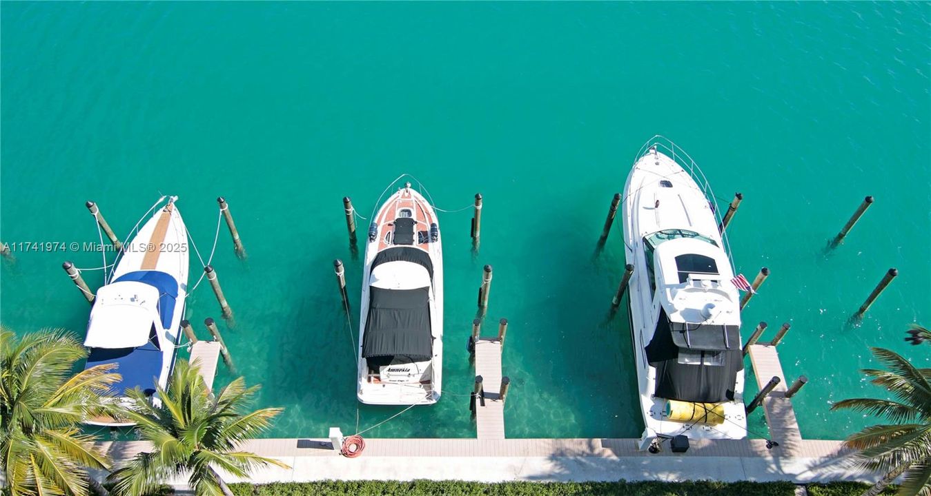 Recientemente alquilado: $13,900 (3 camas, 3 baños, 1647 Pies cuadrados)