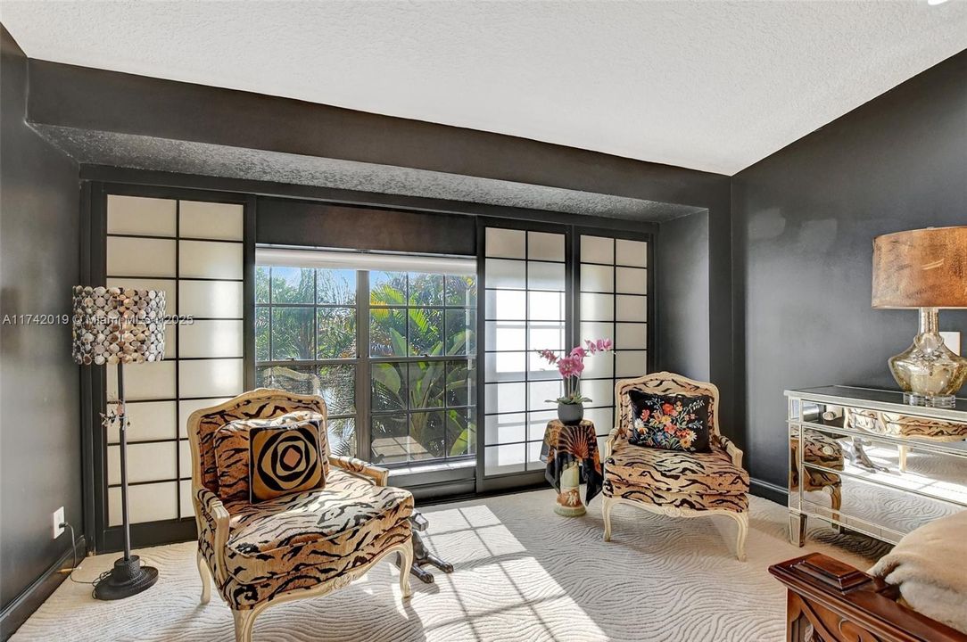 Recently Sold: $825,000 (3 beds, 3 baths, 2708 Square Feet)