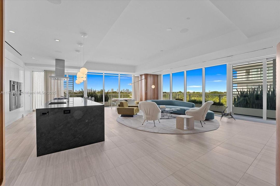 Recently Rented: $20,000 (2 beds, 2 baths, 2085 Square Feet)