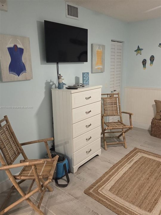 SECOND BEDROOM  (2 CHAIRS EXCLUDED)