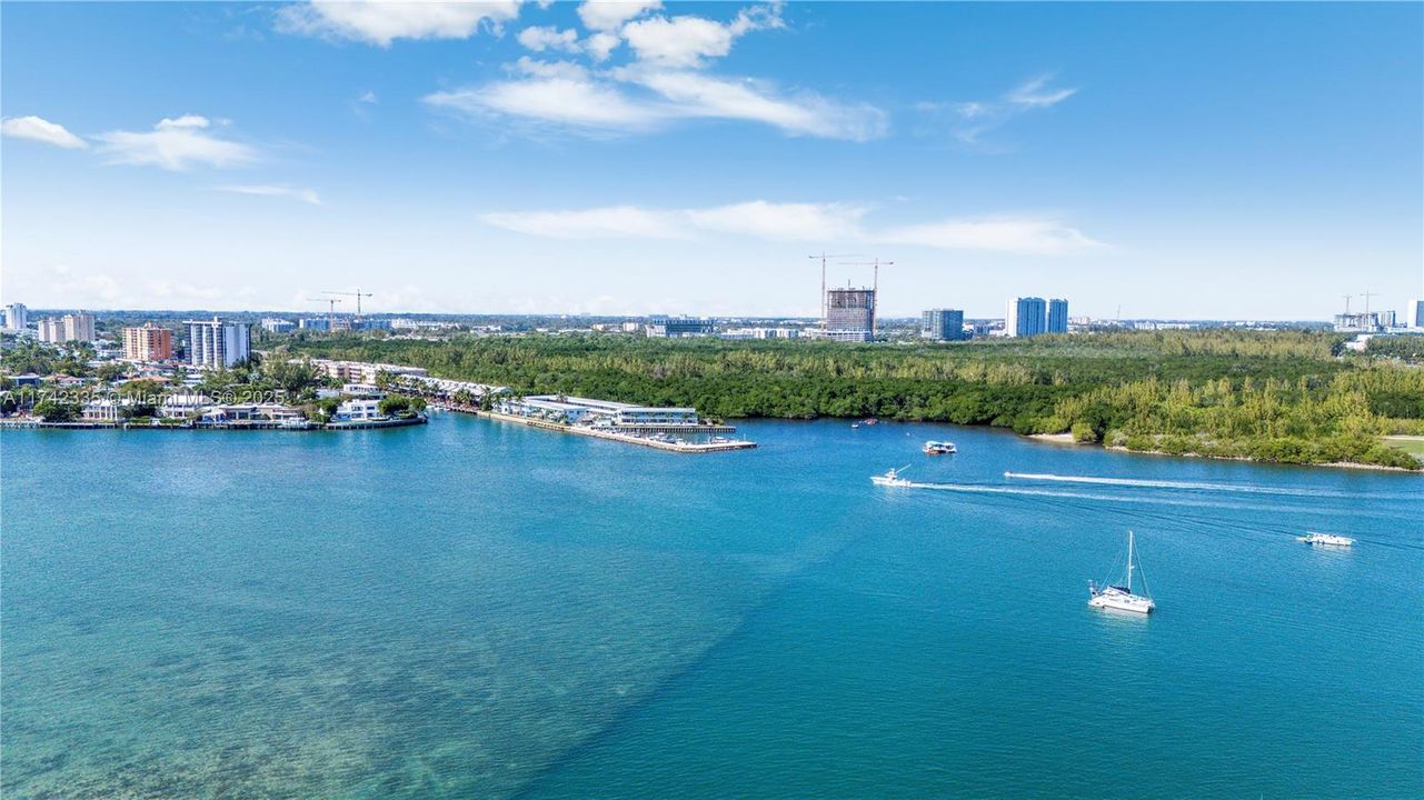 For Sale: $260,000 (1 beds, 1 baths, 620 Square Feet)