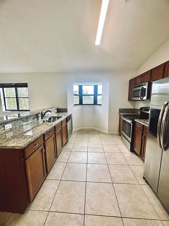 En Venta: $310,000 (3 camas, 2 baños, 1264 Pies cuadrados)