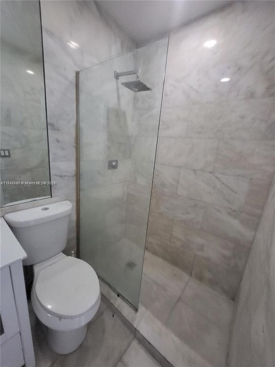 Recently Rented: $1,900 (0 beds, 1 baths, 443 Square Feet)