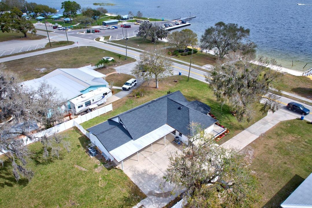 最近售出: $675,000 (3 贝兹, 3 浴室, 3056 平方英尺)