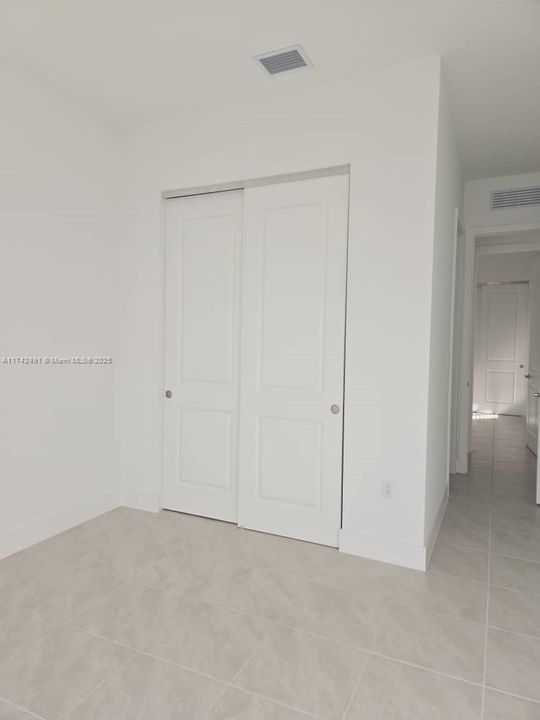 For Rent: $2,950 (3 beds, 2 baths, 0 Square Feet)