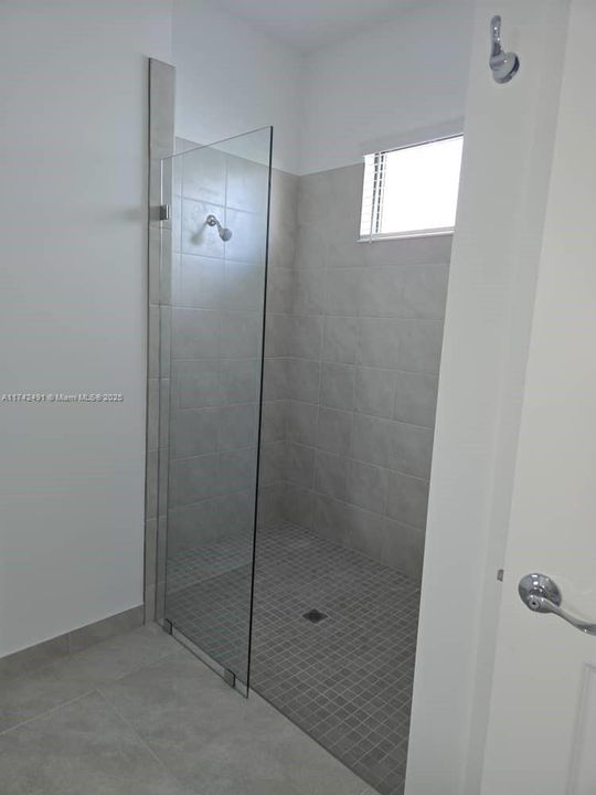 For Rent: $2,950 (3 beds, 2 baths, 0 Square Feet)