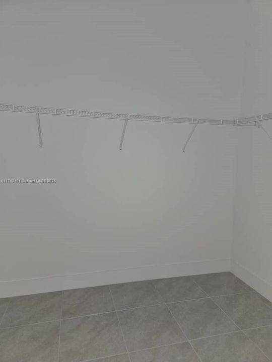 For Rent: $2,950 (3 beds, 2 baths, 0 Square Feet)