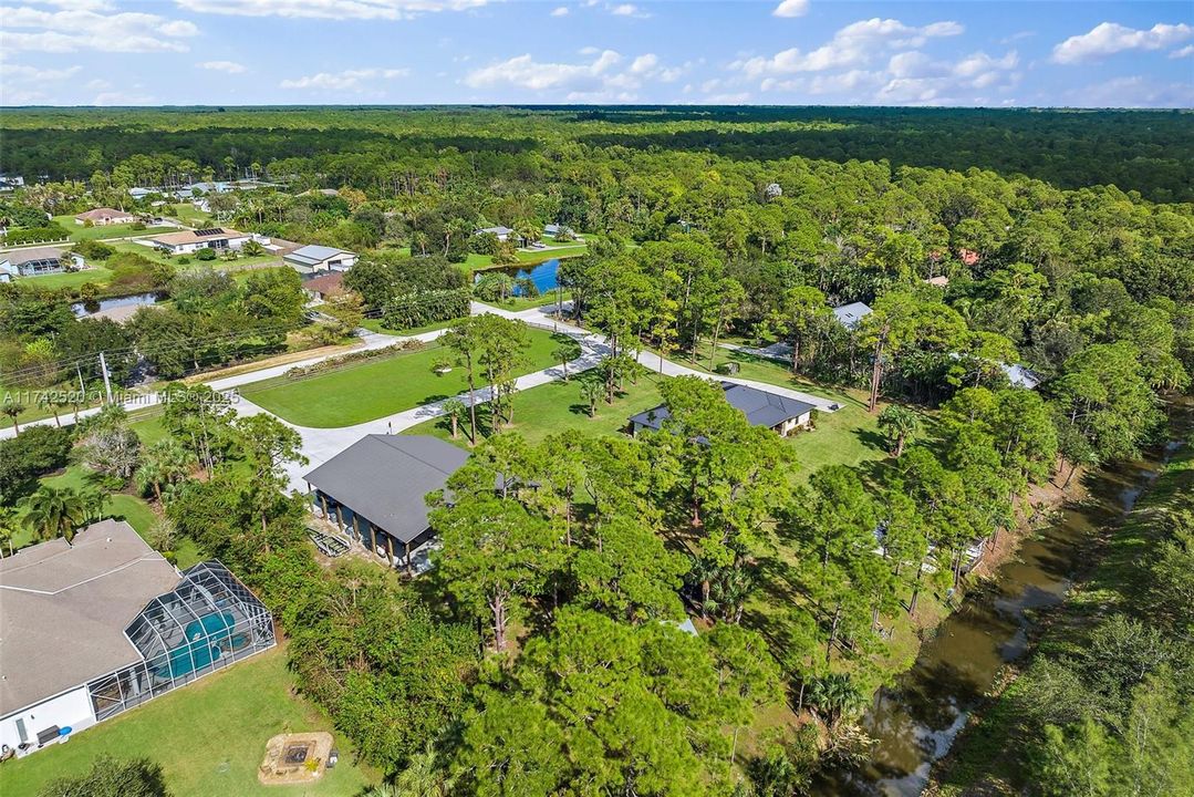 Recently Sold: $2,100,000 (4 beds, 3 baths, 2995 Square Feet)