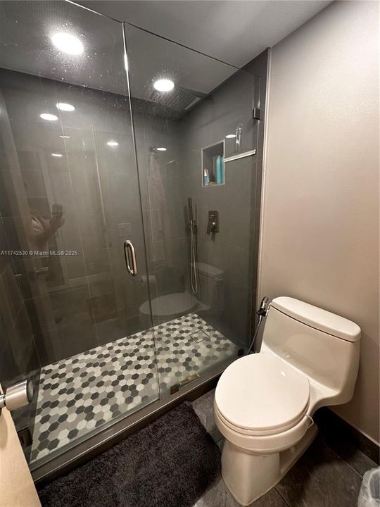 出租: $2,625 (3 贝兹, 3 浴室, 1620 平方英尺)