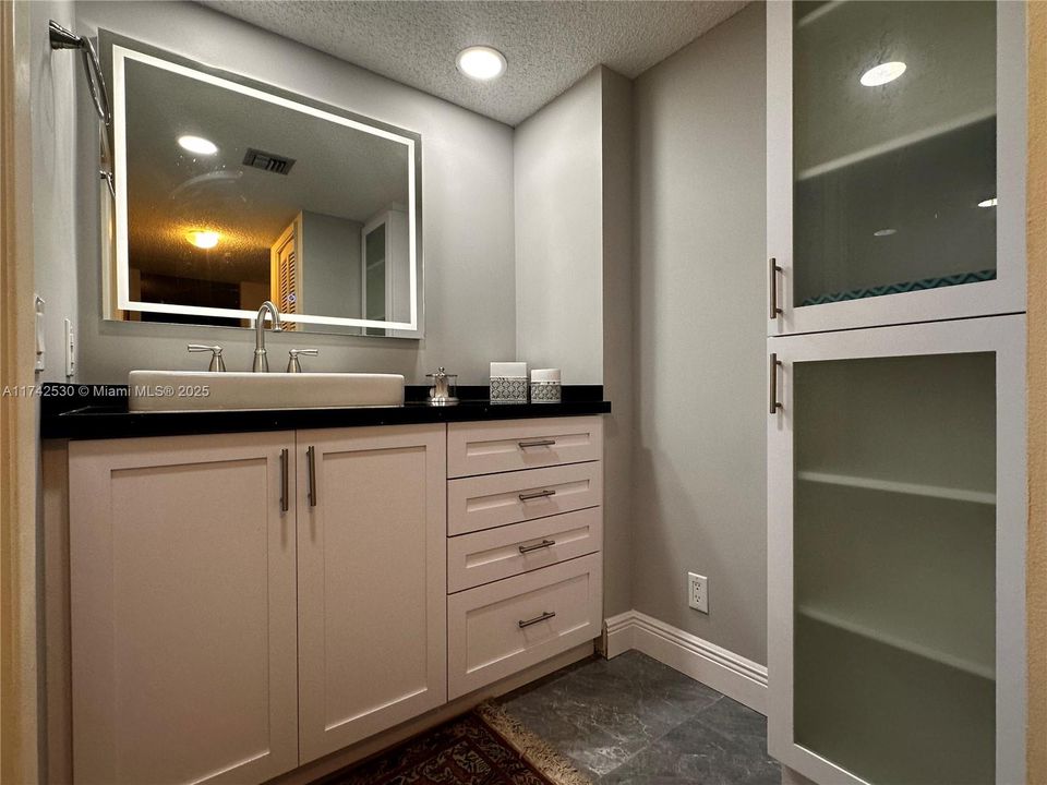 出租: $2,625 (3 贝兹, 3 浴室, 1620 平方英尺)