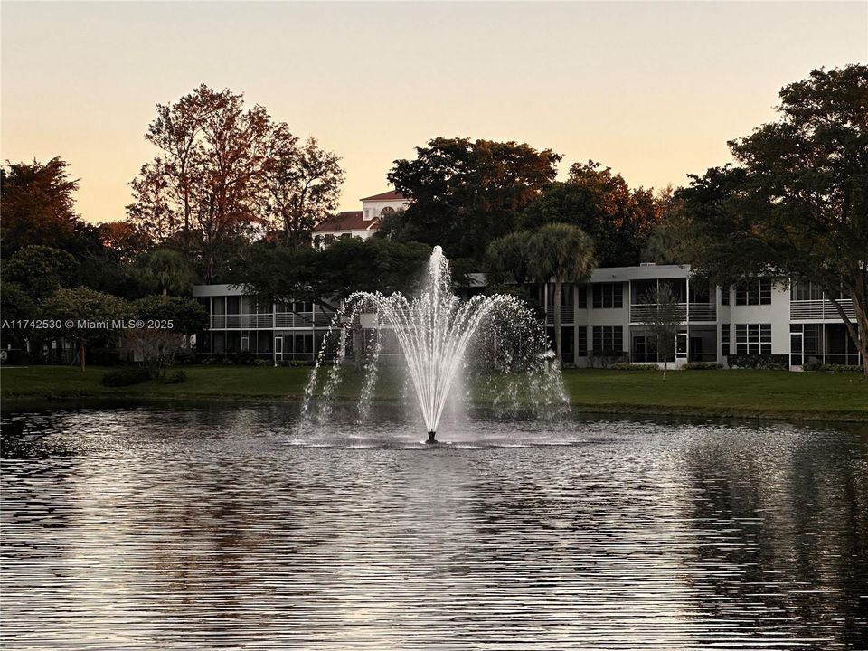 出租: $2,625 (3 贝兹, 3 浴室, 1620 平方英尺)