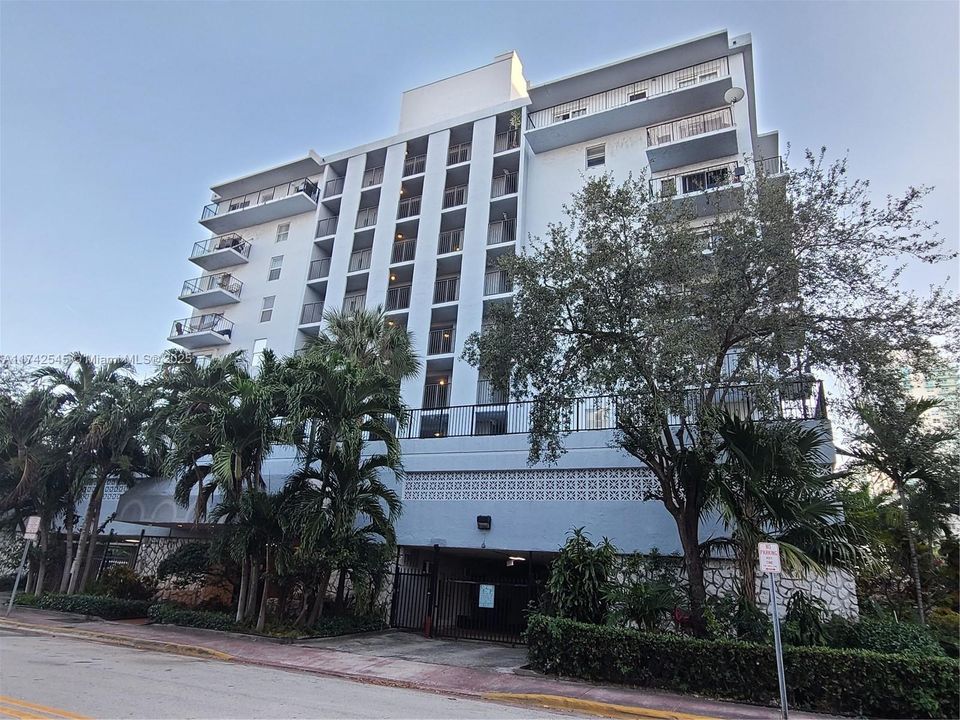 Amazing location on West Avenue