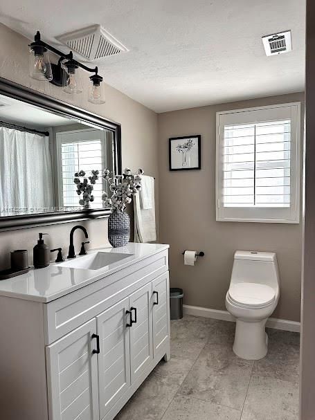 For Sale: $780,000 (3 beds, 2 baths, 1472 Square Feet)