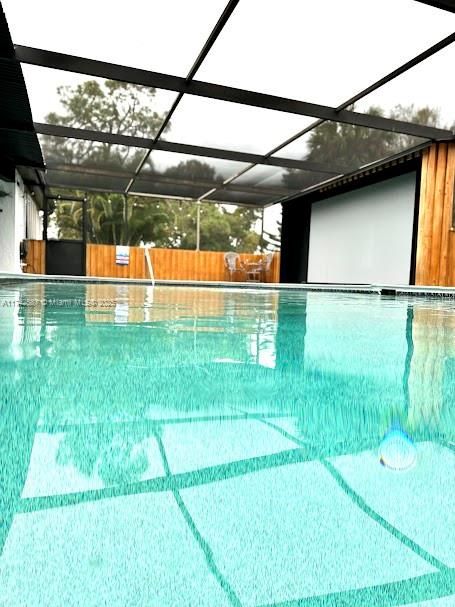 For Sale: $780,000 (3 beds, 2 baths, 1472 Square Feet)