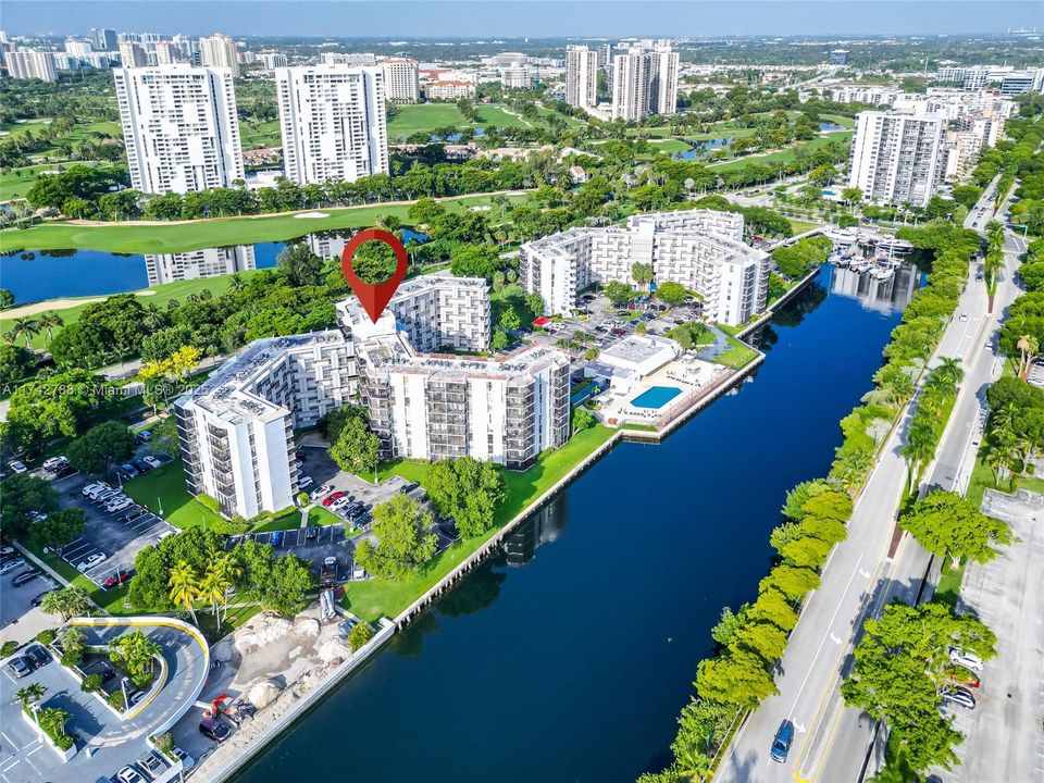 Vendido Recientemente: $165,000 (1 camas, 1 baños, 741 Pies cuadrados)