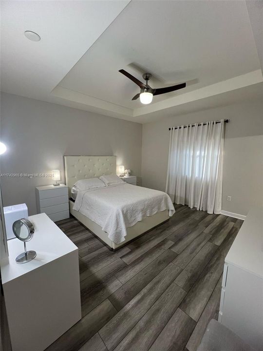 Recently Rented: $3,400 (3 beds, 2 baths, 1700 Square Feet)