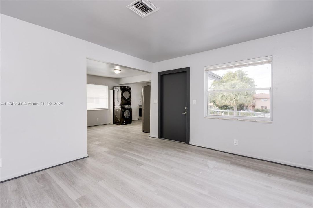 Recently Sold: $1,450,000 (0 beds, 0 baths, 4203 Square Feet)