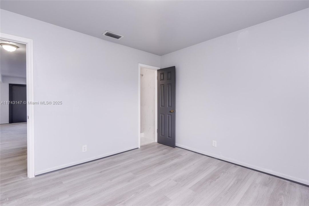 Recently Sold: $1,450,000 (0 beds, 0 baths, 4203 Square Feet)