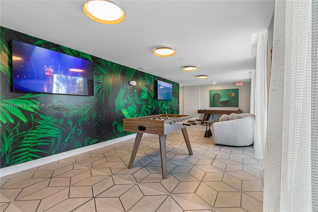 Recently Rented: $2,085 (0 beds, 1 baths, 0 Square Feet)