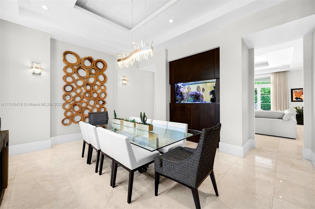 Недавно арендовано: $34,000 (6 спален, 6 ванн, 7255 Квадратных фут)