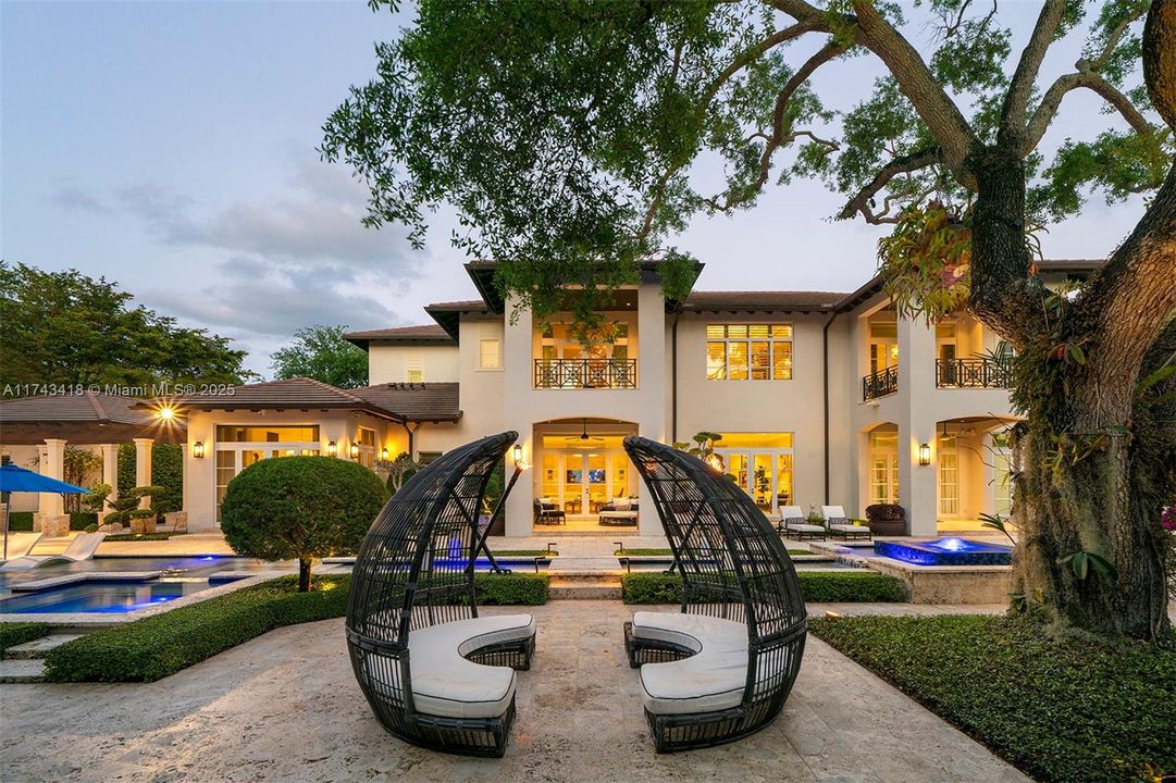 Недавно арендовано: $34,000 (6 спален, 6 ванн, 7255 Квадратных фут)