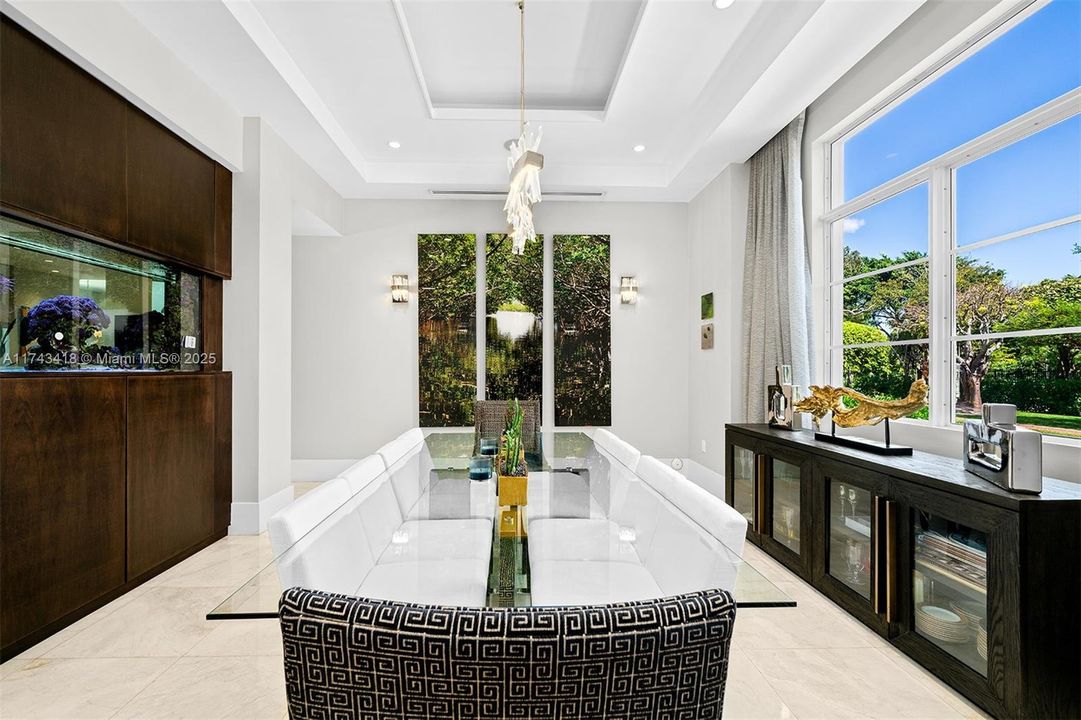 Недавно арендовано: $34,000 (6 спален, 6 ванн, 7255 Квадратных фут)