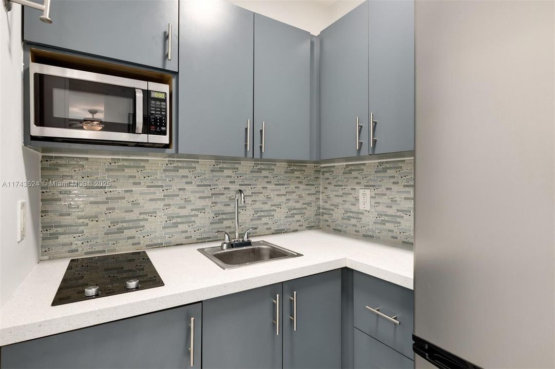 Recientemente alquilado: $4,900 (4 camas, 2 baños, 1453 Pies cuadrados)