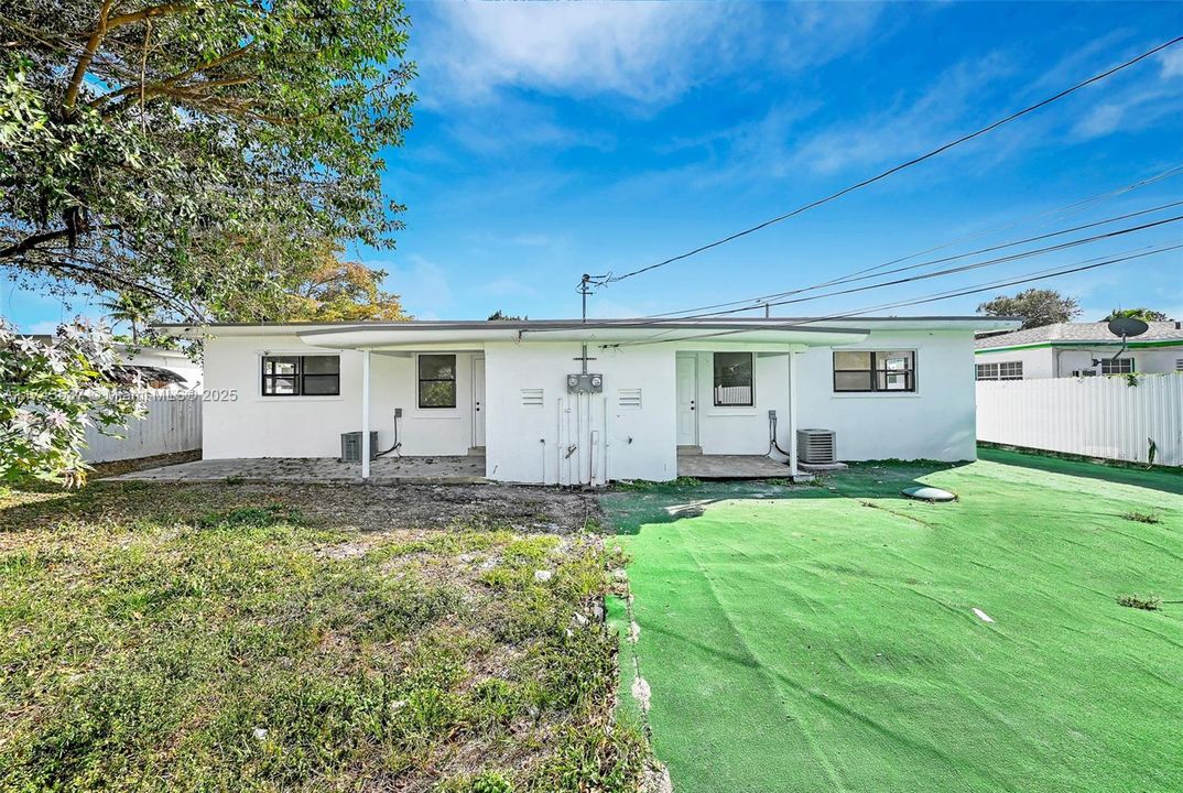 Recently Sold: $615,000 (0 beds, 0 baths, 1740 Square Feet)